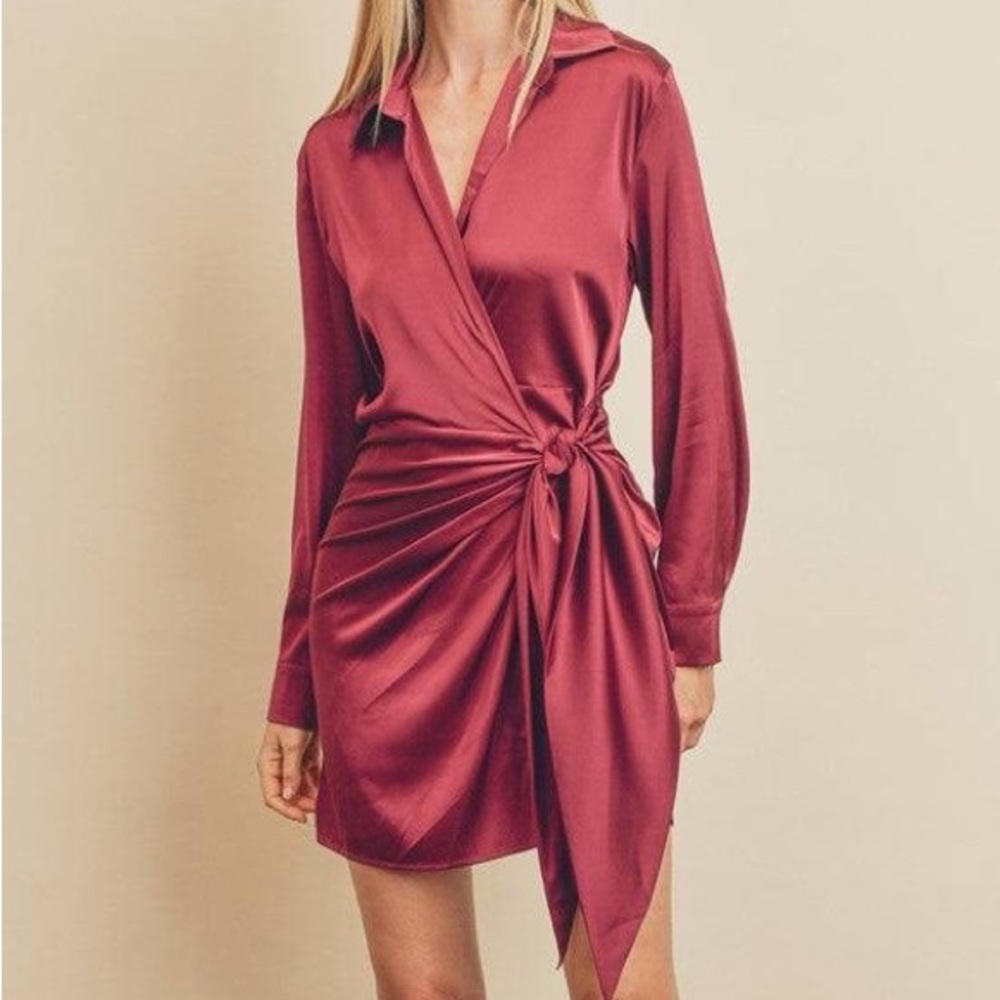 Vestique Sangria Dress - Wrap Longsleeve